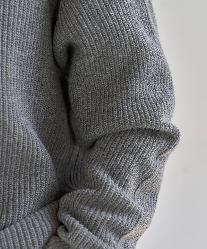 BASIC HOUSE Uni Ribbed Semi-Overfit Round Neck Knit Melange Grey Lwkt7103