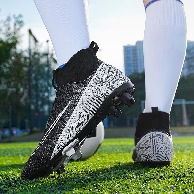 Men's Football Shoes Fast Turf Sneaker Society Boots Cleats Soccer Sport Shoes High Quality Indoor Outdoor Professional Football Field