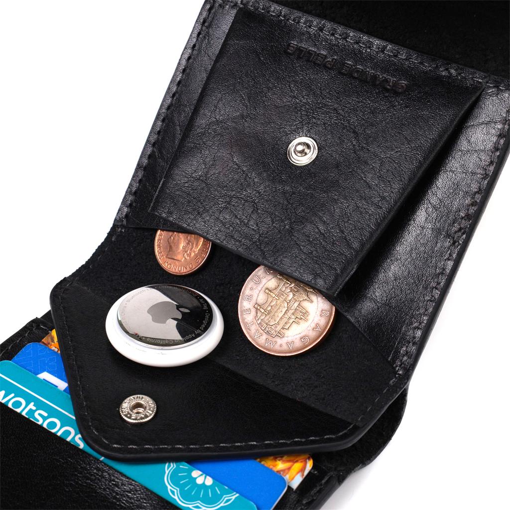 Original Wallet In Unisex Style Made of Glossy Genuine Leather GRANDE PELLE Wallet 16813 Black