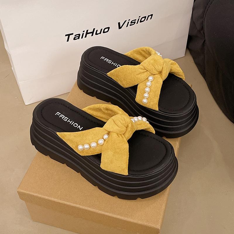 Pearl cross cool slippers women's summer wear popular new round head with skirt thick-soled beach slippers
