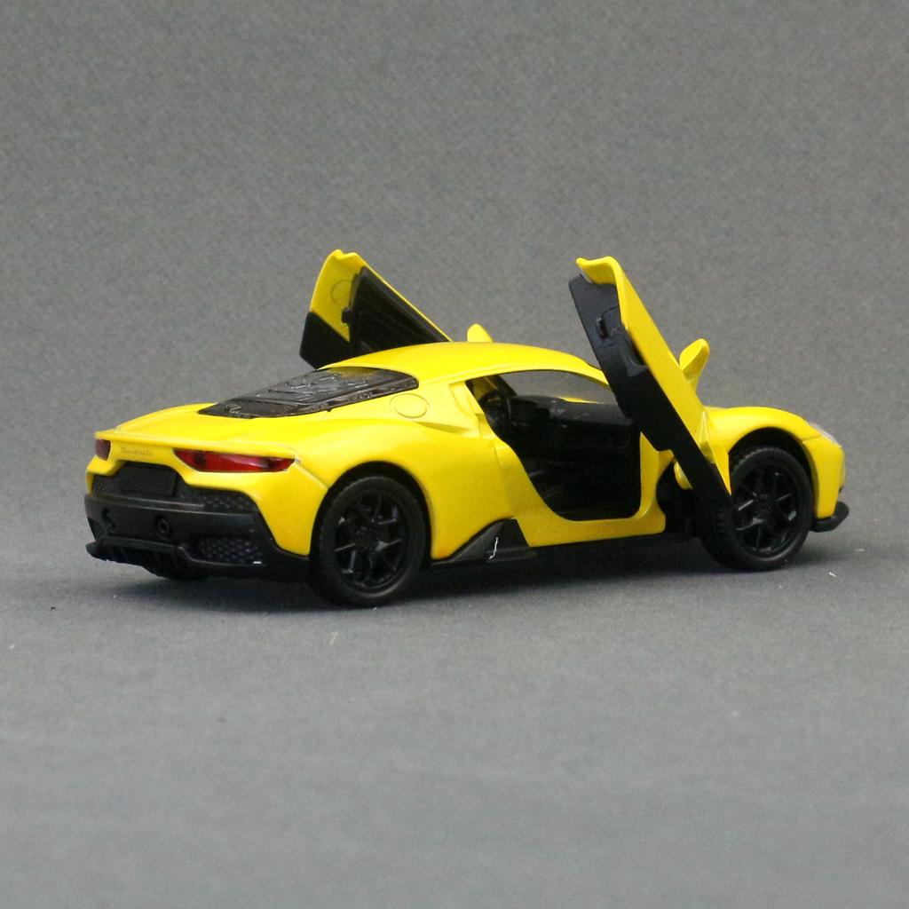 Maserati MC20 Super Sport Spielzeugauto im Maßstab 1:41 für Kinder, MSZ Diecast Metall Miniatur Rückziehauto Sammlerstück Geschenkbox