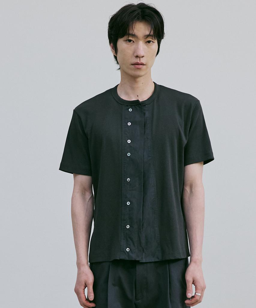 Beleudeunua Cotton Blend Placket Top (Charcoal)