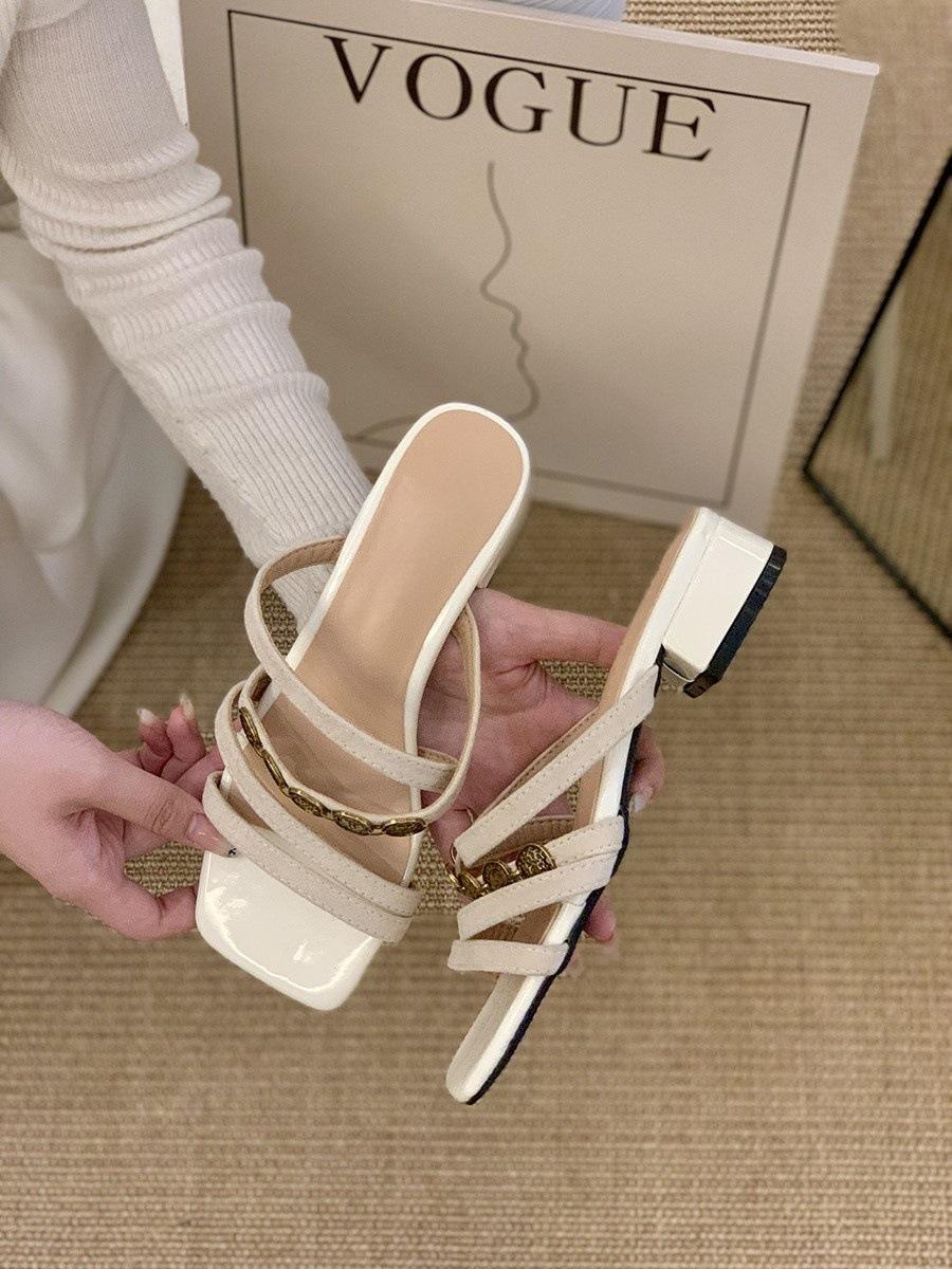 

French pink square-headed open-toed thick-heeled one-word slippers for women wearing summer fairy vacation style premium cool slippers 35