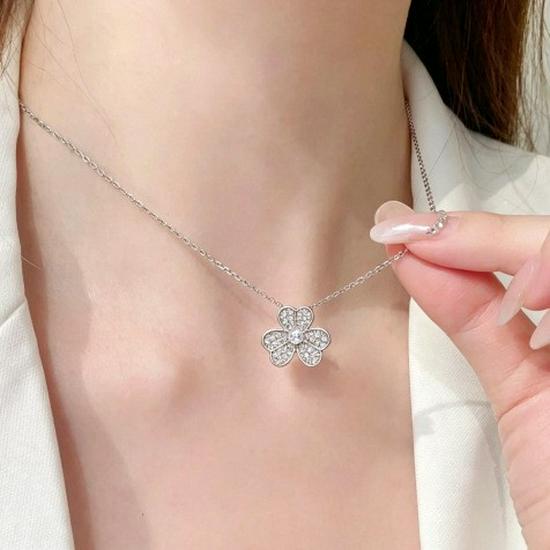 Elegant Women’s Triple Clover Necklace with Full Diamond Petals and Single Diamond, Trendy Versatile Flower Design.