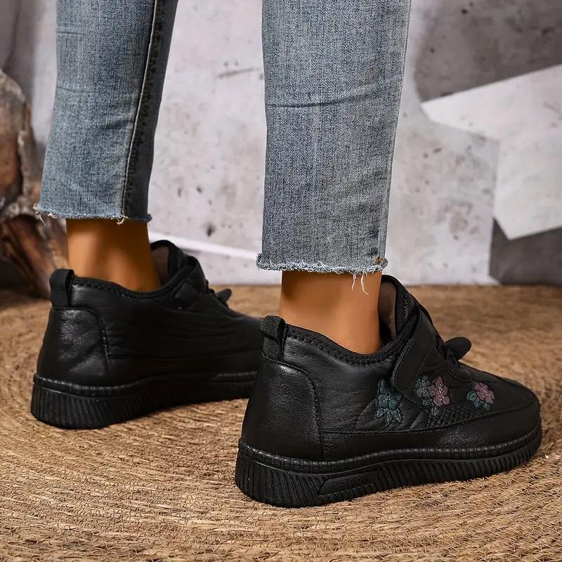 2025 Winter New Women's Cotton Boots Soft Bottom Lightweight Anti-skid Durable Cold-proof Warm-keeping Women's Shoes