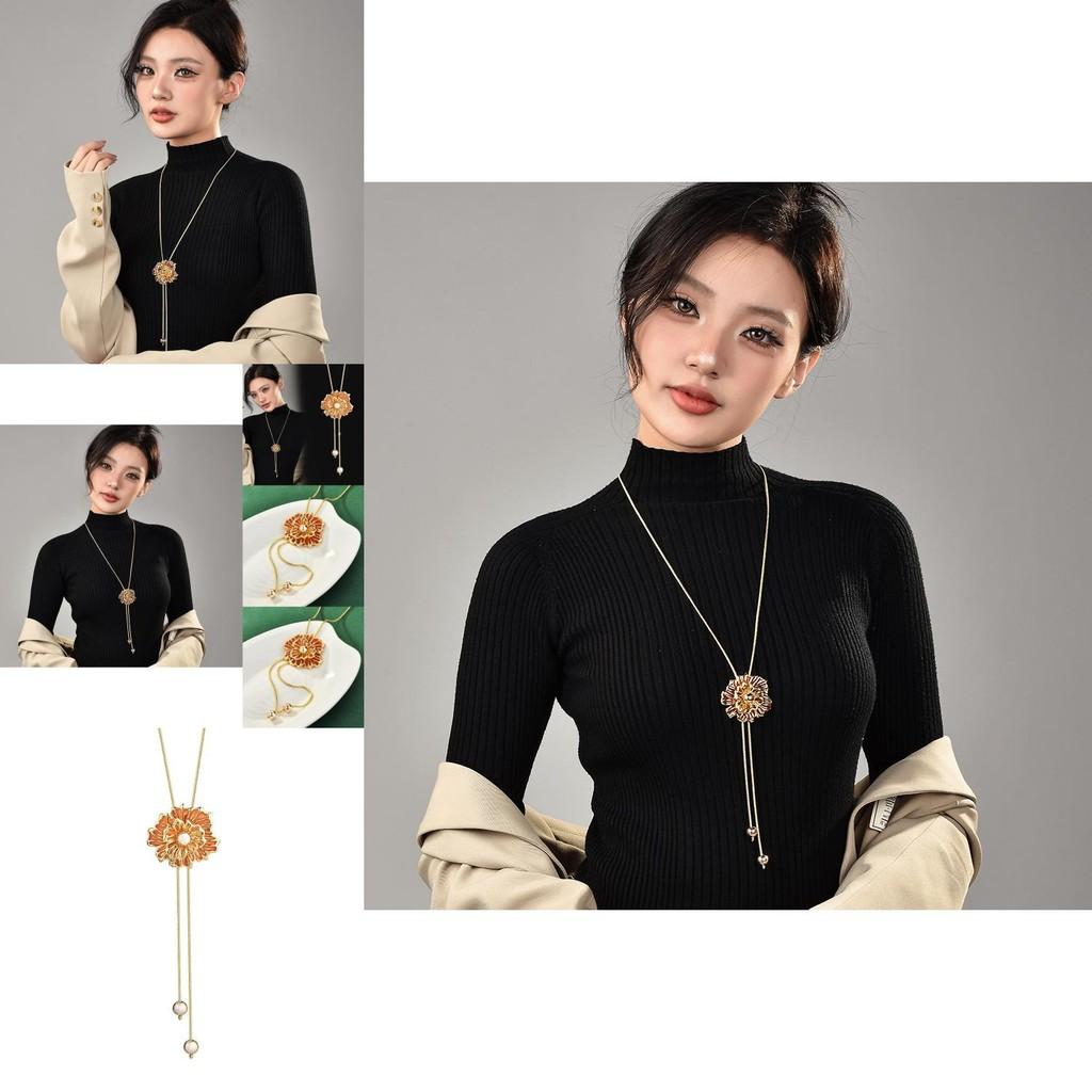 Stunning Floral Long Pendant Necklace For Women Featuring Exquisite Hollow Rose Design