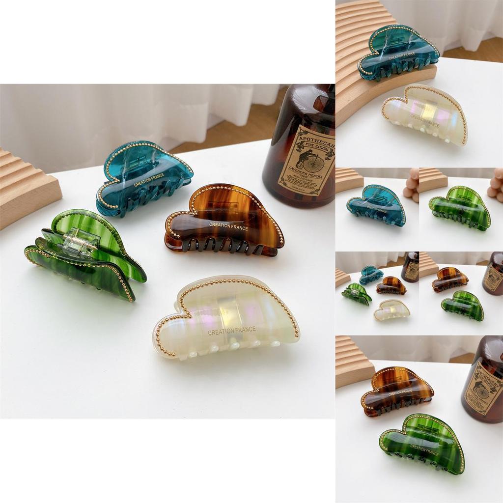 Elegant Handcrafted Gradient Acetate Hair Claw Clip With Heart Design For Fashionable Women