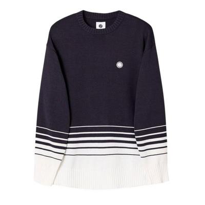 Warme Kleidung – Pullover