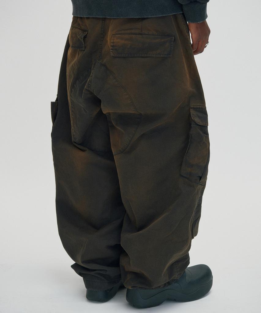 Seuweideu Washed Cargo Pants [Dark Black]