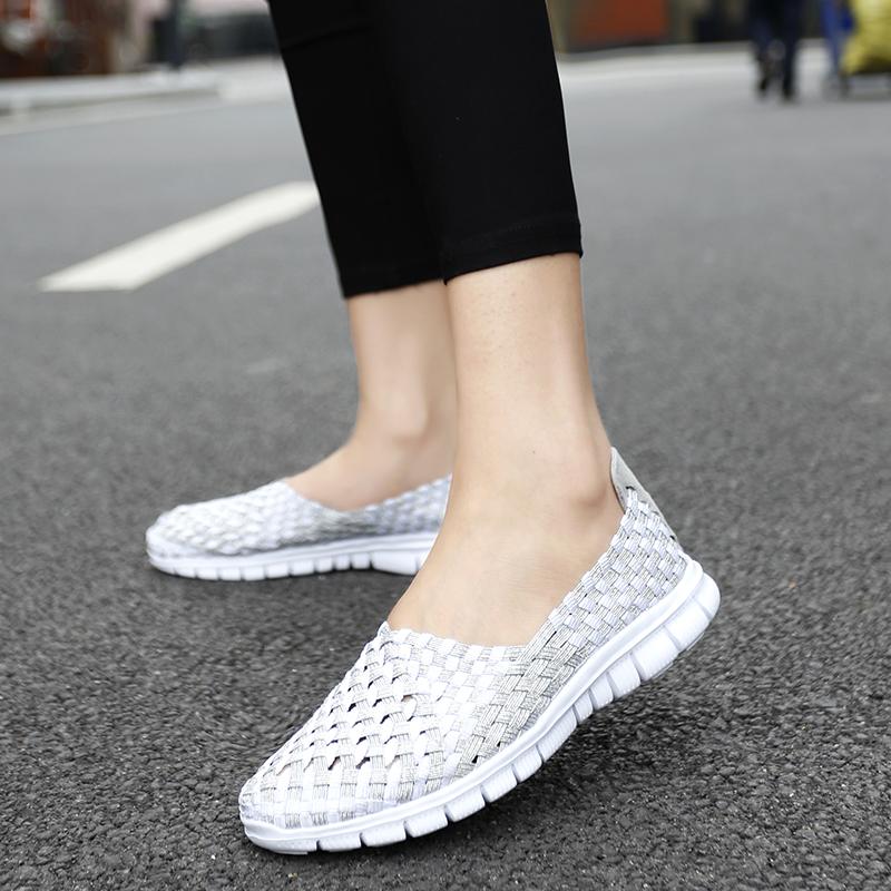 Dames Zomer Ademende Zilveren Moccasin Strandschoenen Dames Zwart Casual Instappers Rijschoenen Gevlochten Blauwe Platte Schoenen Sneakers Grote Maten