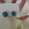 111 Silver Needle French Retro Blue Circle Stud Earrings Female, Hong Kong Style Design Sense Gentle Pearl Earrings Temperament Earrings