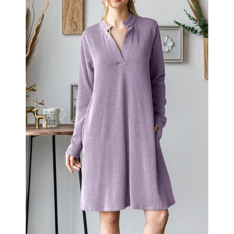Autumn and Winter Women's V-neck Long-sleeved Loose Dress