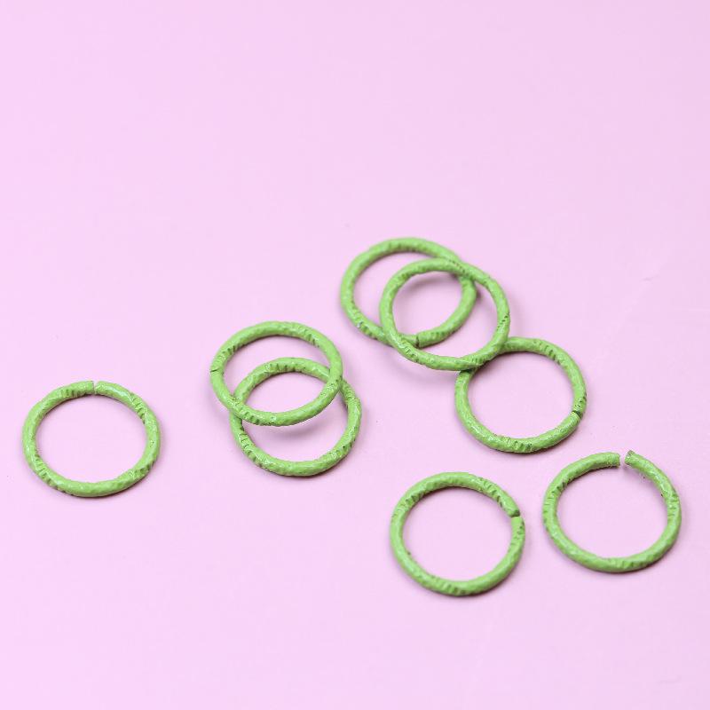 DIY Jewelry Accessories: Colored Baking Paint Embossed Rings (2,000/pack), featuring Round, Open, Single, and Twisted Flower Designs.