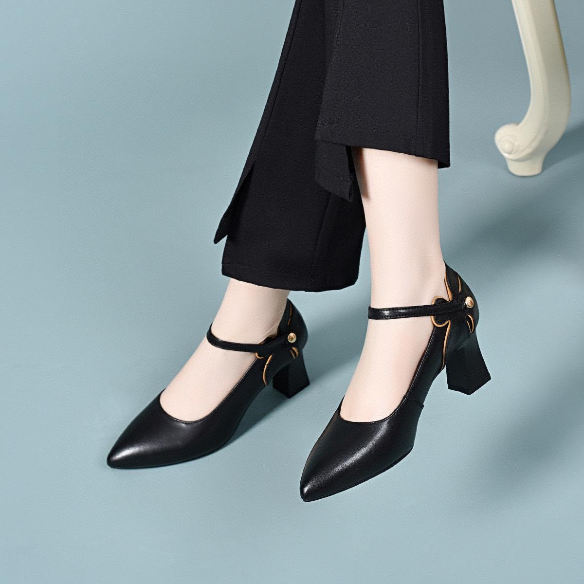 

Женские туфли-лодочки на высоком каблуке с острым носком, новинка весны 2025 года, однословные с цветами, с мелким вырезом, модная обувь, простые темпераментные женские рабочие туфли 34