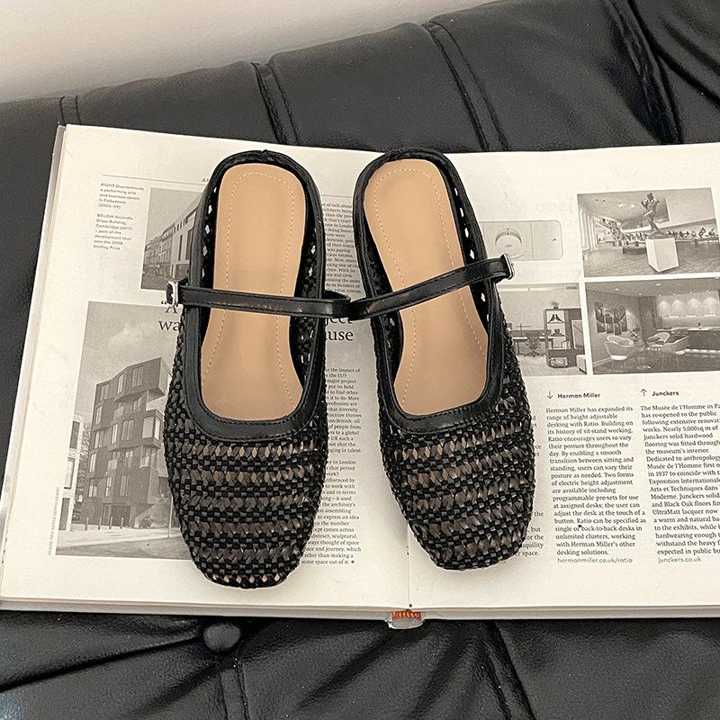 Woven hollow and breathable commuter bag head half slippers women's summer new outer wear one pedal versatile slope heel sandals tide