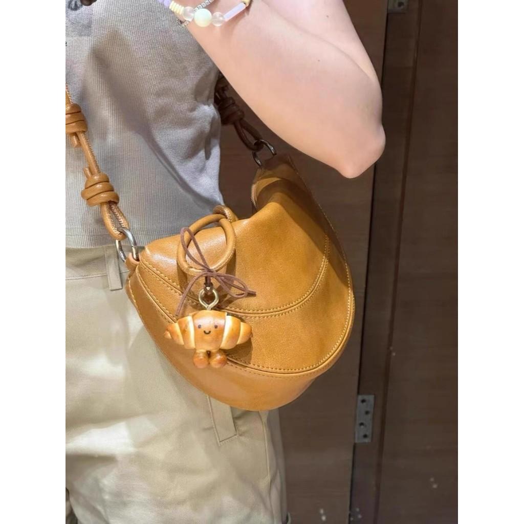 IELGY Korean Version Croissant Bag Niche Soft Leather All-Match One-Shoulder Messenger Half-Moon Bag