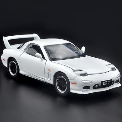 1:32 Car Model Alloy Car Die Cast Toy Car Model Pull Back Children's Toy Collectibles