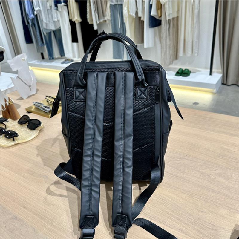 Značka módního návrháře Dámský a pánský batoh Trendy styl Taška na notebook 15,6 palce PU kůže Businessový ruksak Dámská školní taška