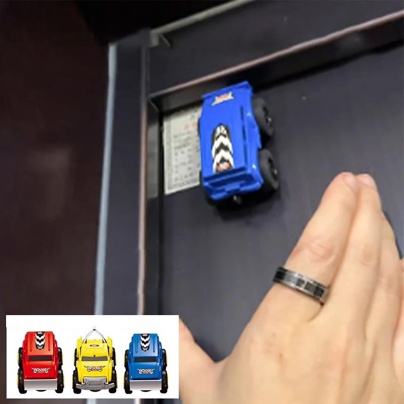 1 Piece Climbing Car Toy Wall Climbing Car Inertia Pull-Back Anti-Gravity Rail Car Magnetic Wall Car Fun Toy