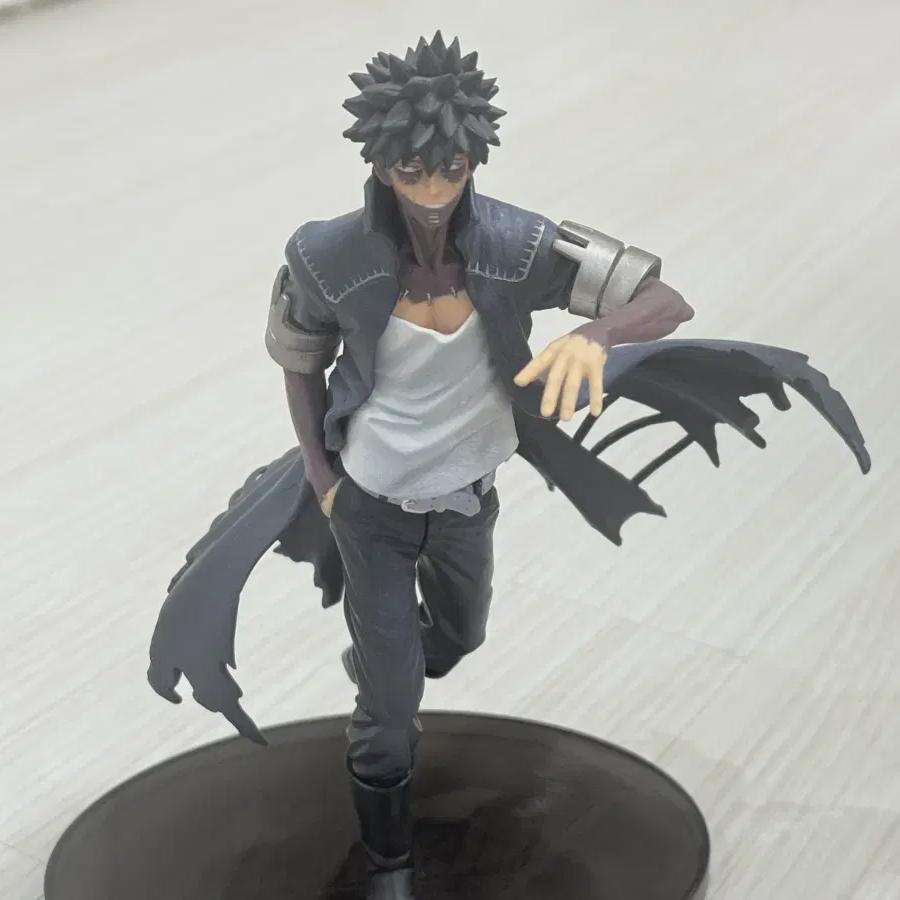 

Hiroaka Darby Figure