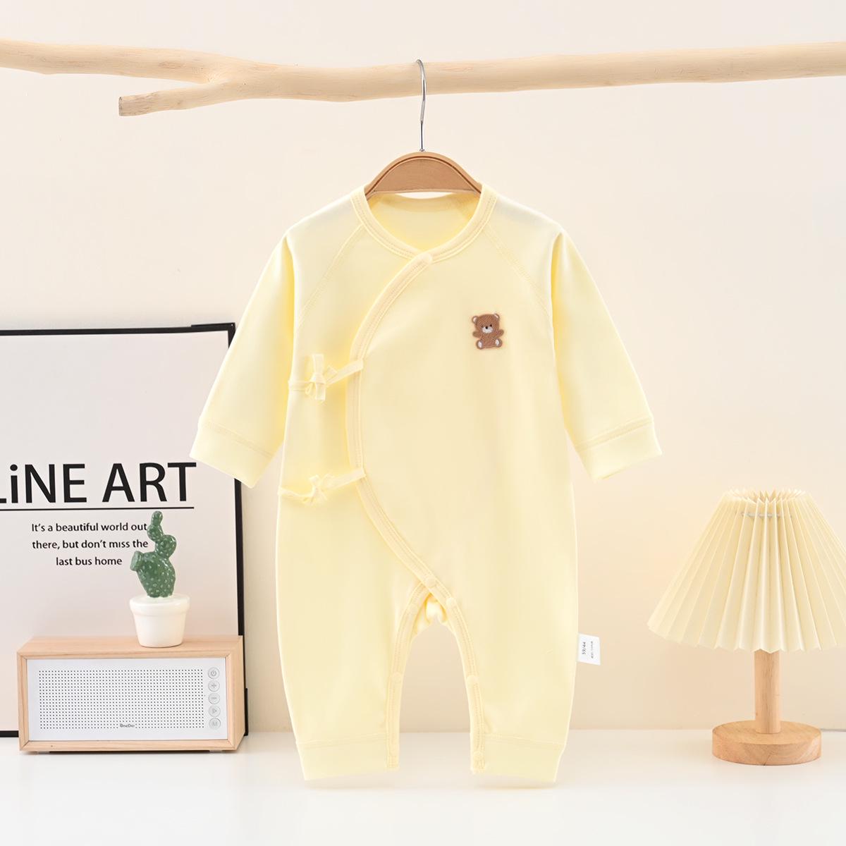 Tagless Pure Cotton Butterfly Baby Jumpsuit for Spring and Autumn 66 cm