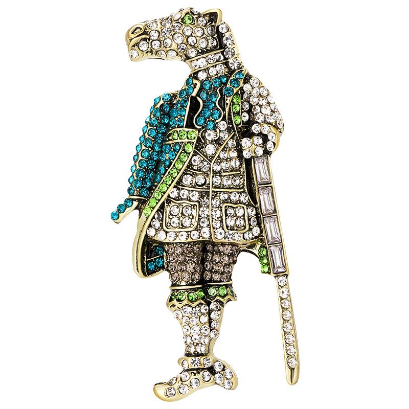 

Retro Style Centaur Knight Shield Collar Pin Full of Temperament Men and Women Accessories Brooch 3*7CM