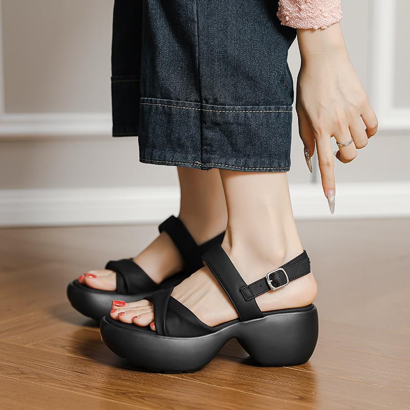New Korean version of casual word with round head open toe heightening muffin heel thick bottom soft bottom stepping on shit Roman sandals women