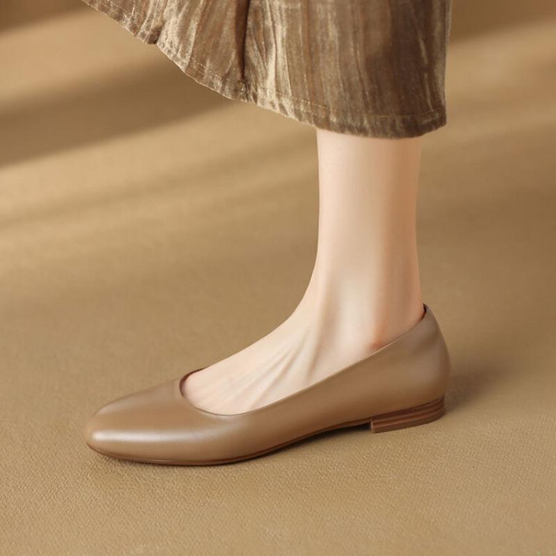 Leather Non-slip Flat-soled Work Shoes for Women's Spring and Autumn Shallow Mouth Single Shoes, One Pedal Small Leather Shoes