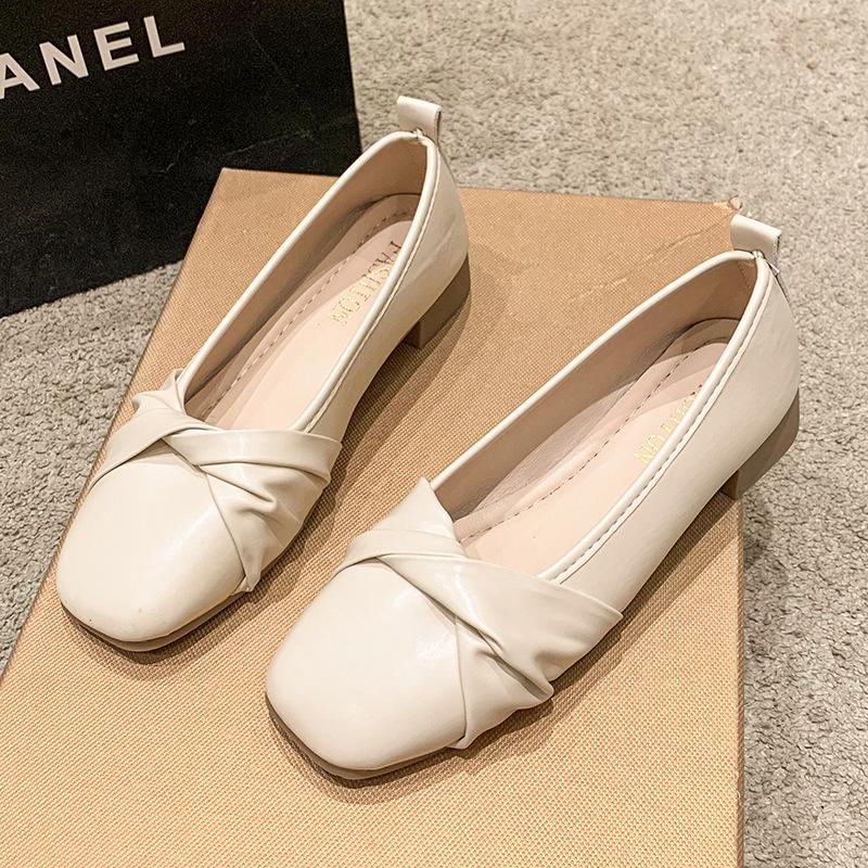 

Single shoes women s summer new spring and autumn gentle soft-soled flat shoes shallow mouth versatile Doudou shoes women 35 бежевый