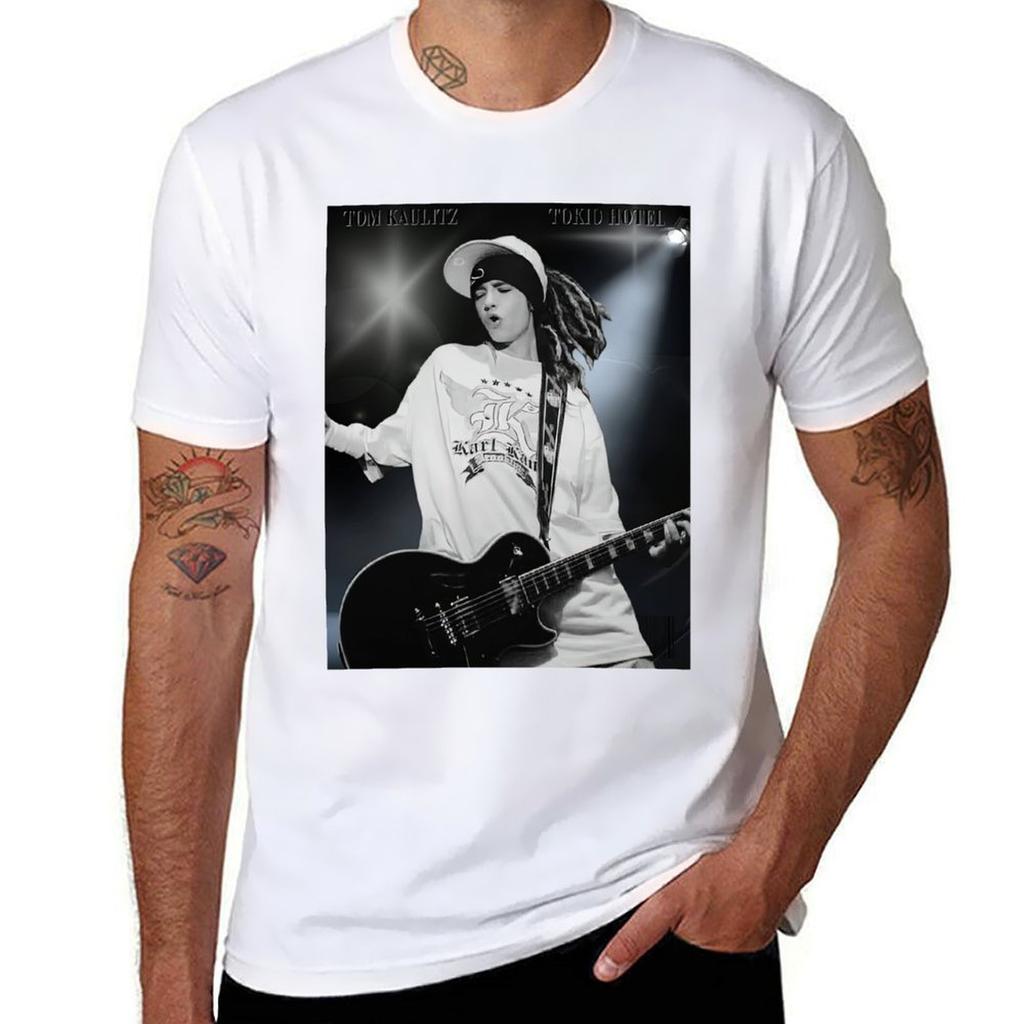 Tom Kaulitz 01 T-Shirt Minimalistisches Lässiges Kurzarm-Oberteil