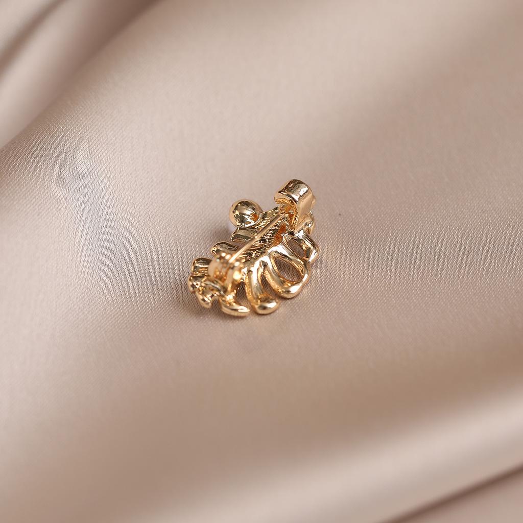 Lövformad Antireflexbrosch Högkvalitativ Antireflexfäste Mångsidig Brosch Kragspänne Brosch