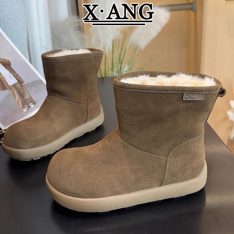 

Sheepskin and fur integrated snow boots women s short boots thick-soled non-slip waterproof piled thickened warm cotton shoes 40