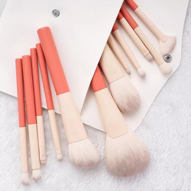 12-Piece Holiday Soft Bristle Makeup Brush Set Convenient Beginner Beauty Tools Eyeshadow Brush Imitation Bristle