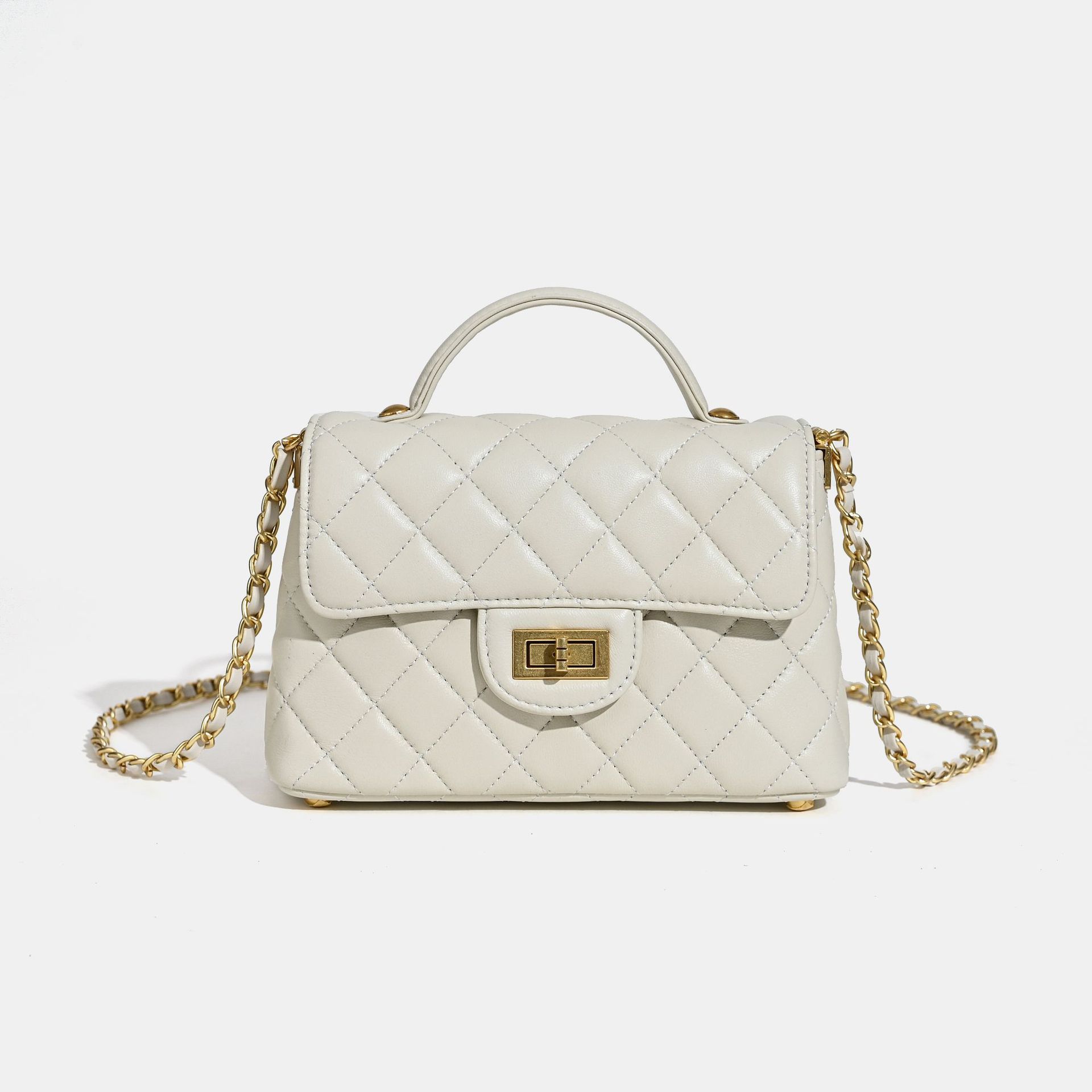 

Handheld Small Fragrant Chain Bag For Women In 2025 Simple And Fashionable Versatile Shoulder Bag High-end Crossbody Bag 20x6x12.5cm