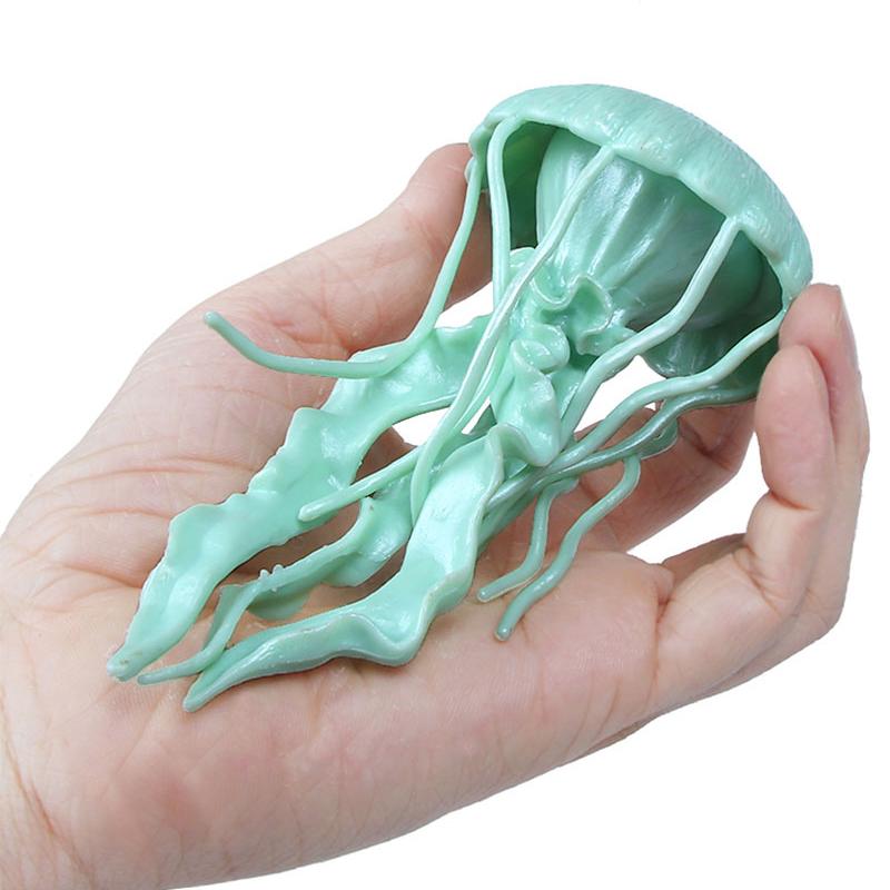 Sea Life Jelly fish Figurine - Detailed 5" Polymer Material Miniature Figure - Fun Learning-Enhancing Play Plaything for Boys, Girls & Kids Ages 3+