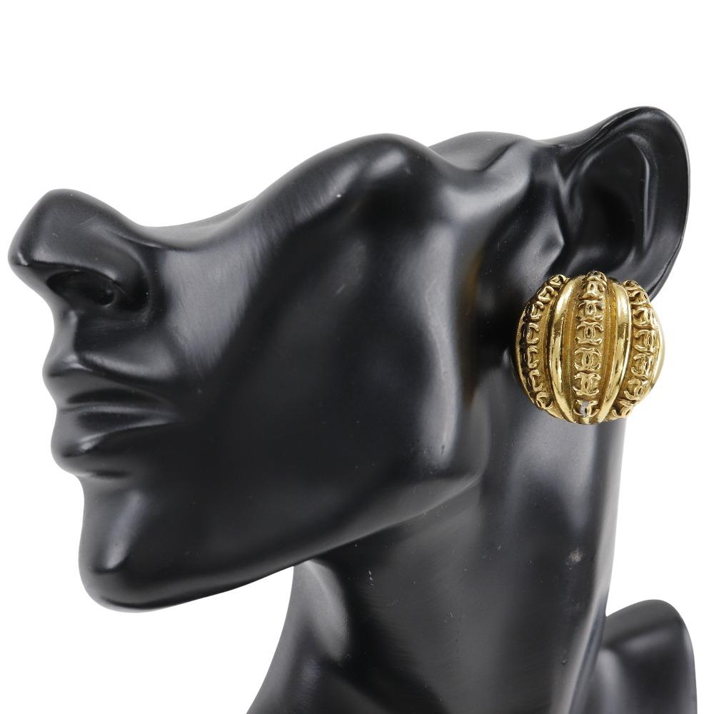 CHANEL COCO Mark Earring vintage Plated Gold 37g Women Used