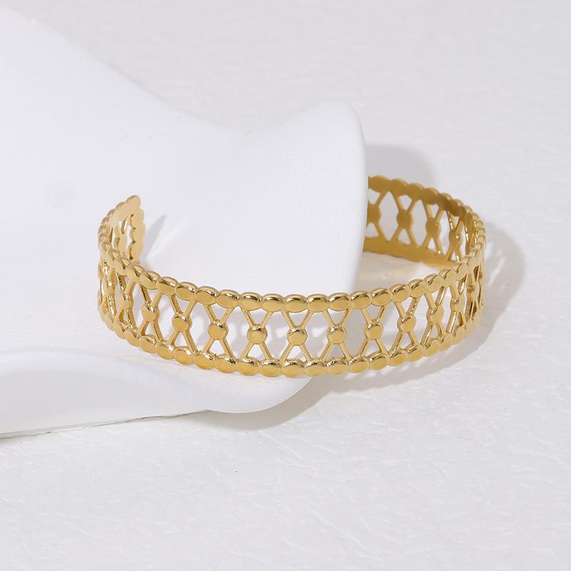 Waterproof Minimalist French Retro Bracelet Does Not Fade 18K Gold-plated Simple and Versatile Hollow Temperament Stainless