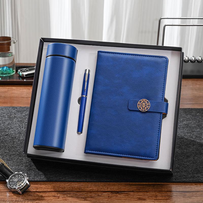 

Haofeng Insulated Mug & Stationery 3-Piece Gift Set