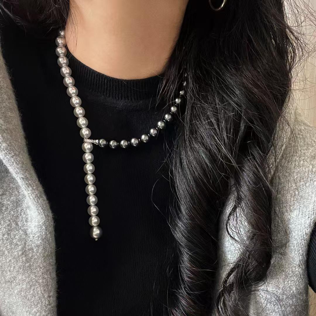 

Vintage Design Sense High Quality High Gloss Faux Crystal Pearl Contrasting Color Sweater Chain Necklace Collarbone Chain