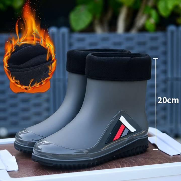 

Fashion New Fashion Rain Boots for Men Mid-calf Non-slip Waterproof Rain Boots Car Washing Fishing Leisure Work Rubber Shoes with Cotton 44