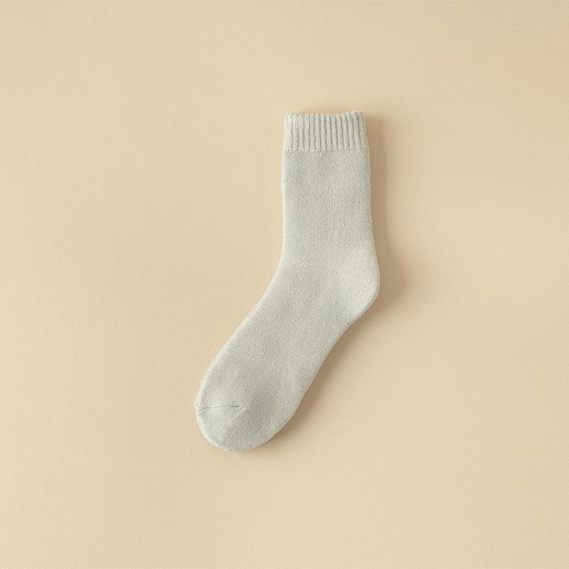 Men's Winter Velvet and Thick Warm Solid Color Household Heating Wool Socks