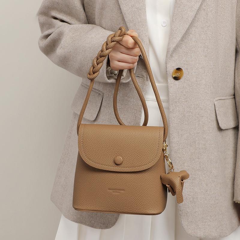 Bag Ladies 2025 New Bucket Bag Small Bag Shoulder Versatile Premium Sense Mobile Phone Bag Ladies Crossbody Bag