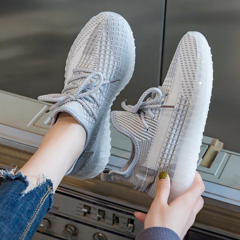 Casual Breathable Coconut Flying Shoes for Women In Spring and Autumn New Korean Version Soft Sole Versatile Student Light Running Sports Shoes