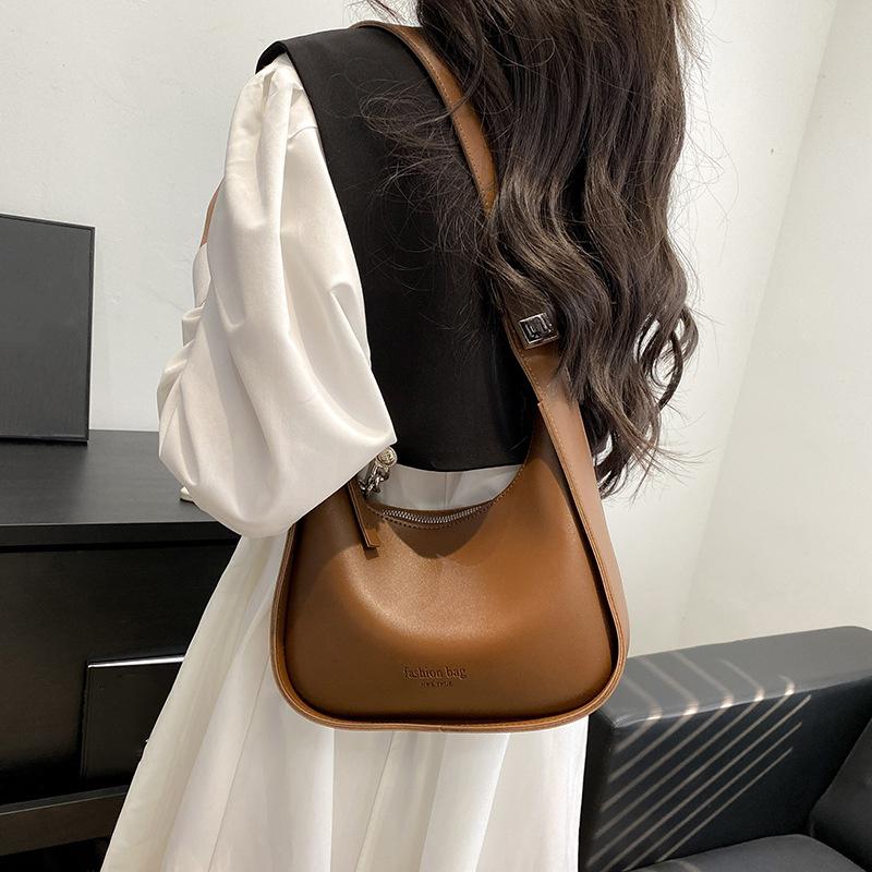 Small Designer Women's Black Bag Simple Retro Crossbody Bags Luxury Pu Leather Female Handbags Pure Color Bucket Shoulder Bag