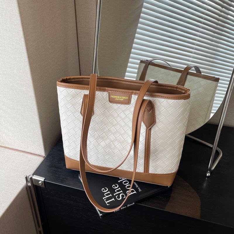 Damentasche mit großem Fassungsvermögen Neue vielseitige Tragetasche Mode Schulter- Pendlertasche