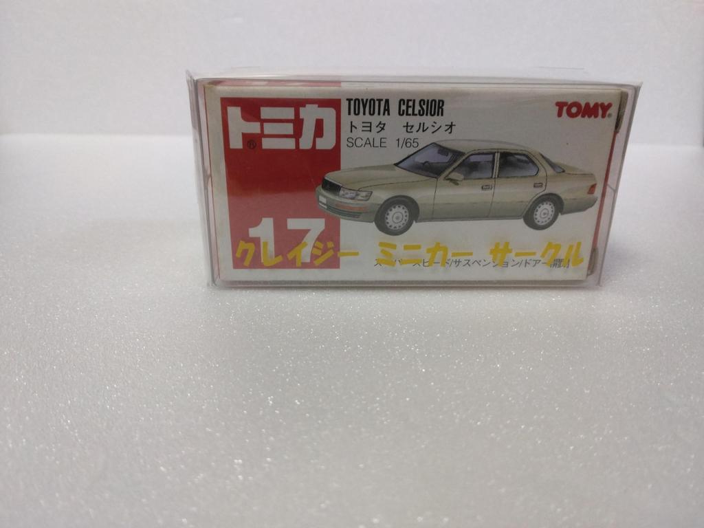 Tomica 17 Toyota Made in with clear No. Celsior, China, case.