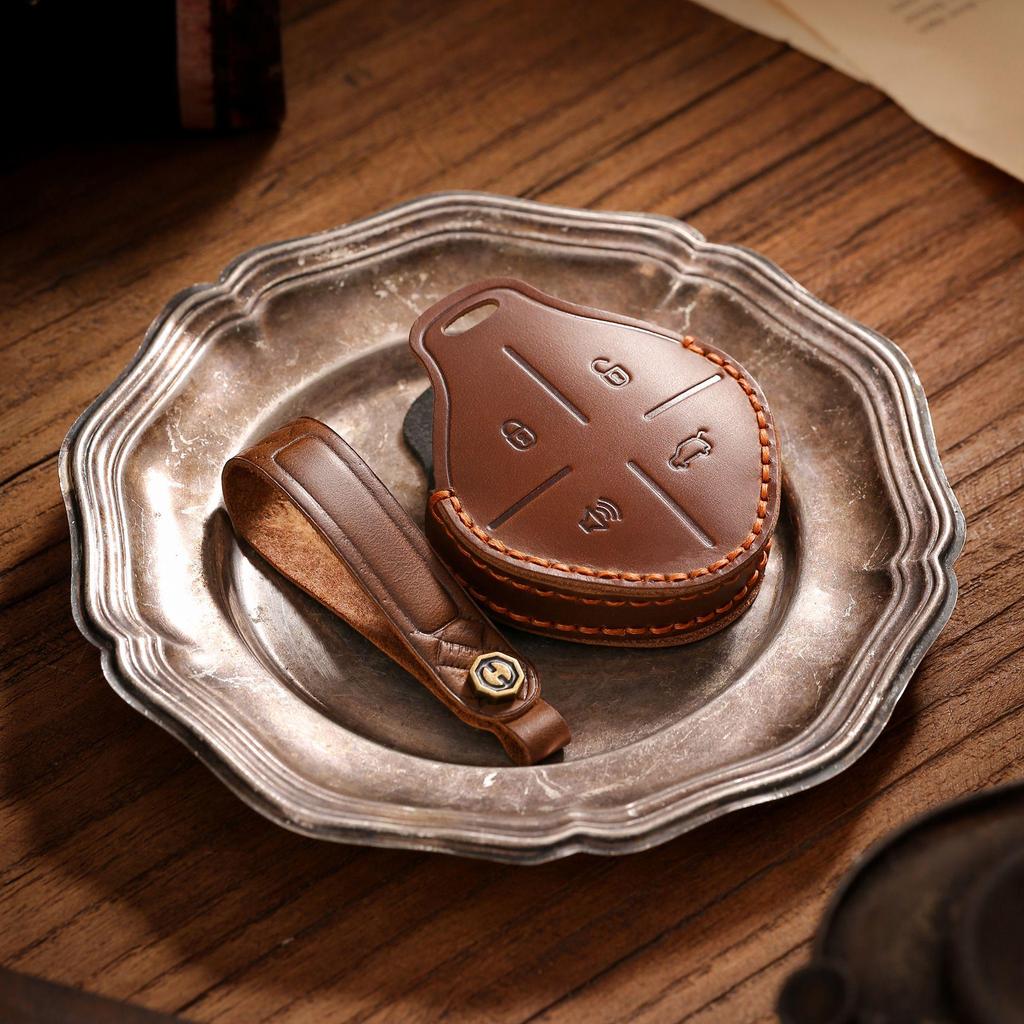 2024 Jetour Dasheng Leather Key Cover: Handmade, Premium, and Durable.