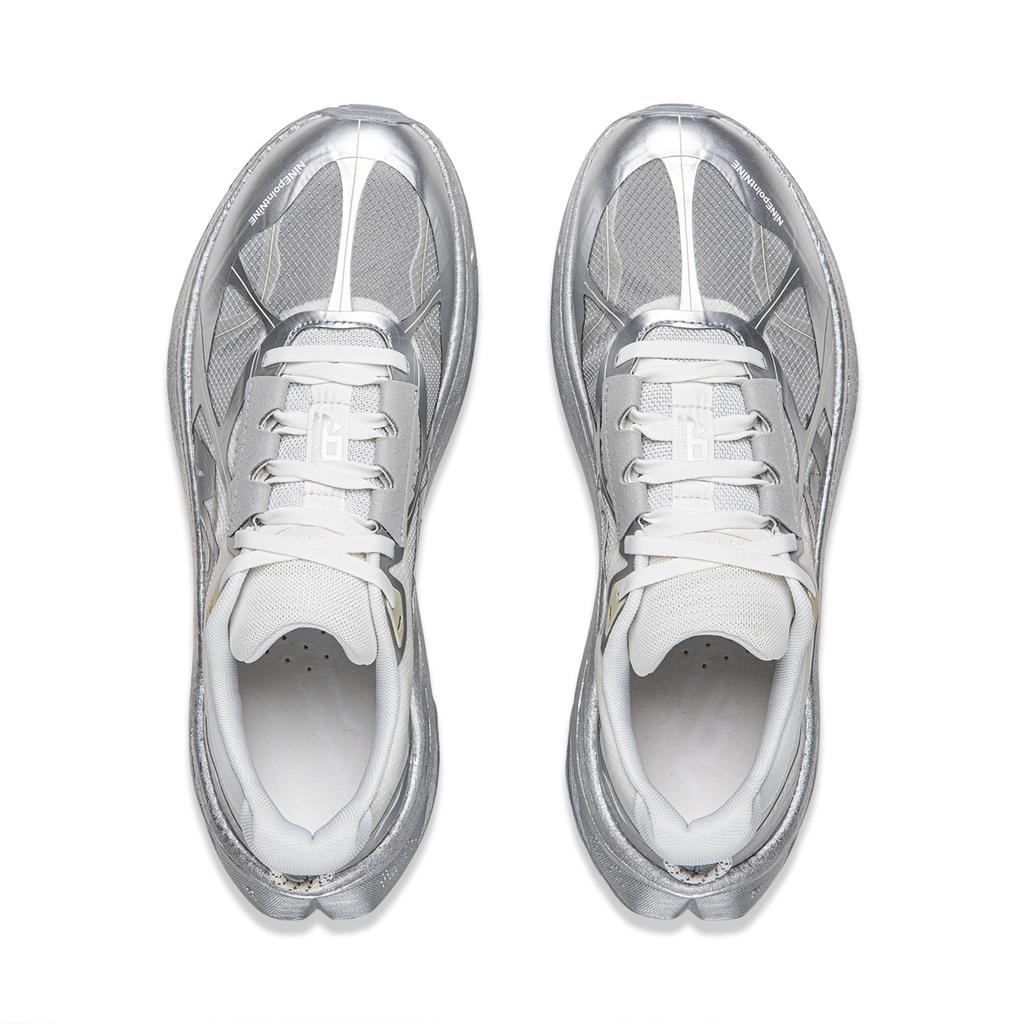 Li Ning Amortiguación Antideslizante Resistente a la Abrasión Rebote Caña Baja Zapatillas de Running de Montaña Unisex Gris Tiza ARNV023-4