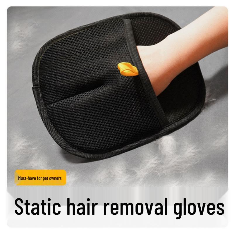 Pet Hair Removal Spray Brush & Comb for Cats and Dogs - Cleans Carpet, Bed, and Screen