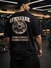 Dickes Oversized Schwarzes T-Shirt mit Gymshark Print